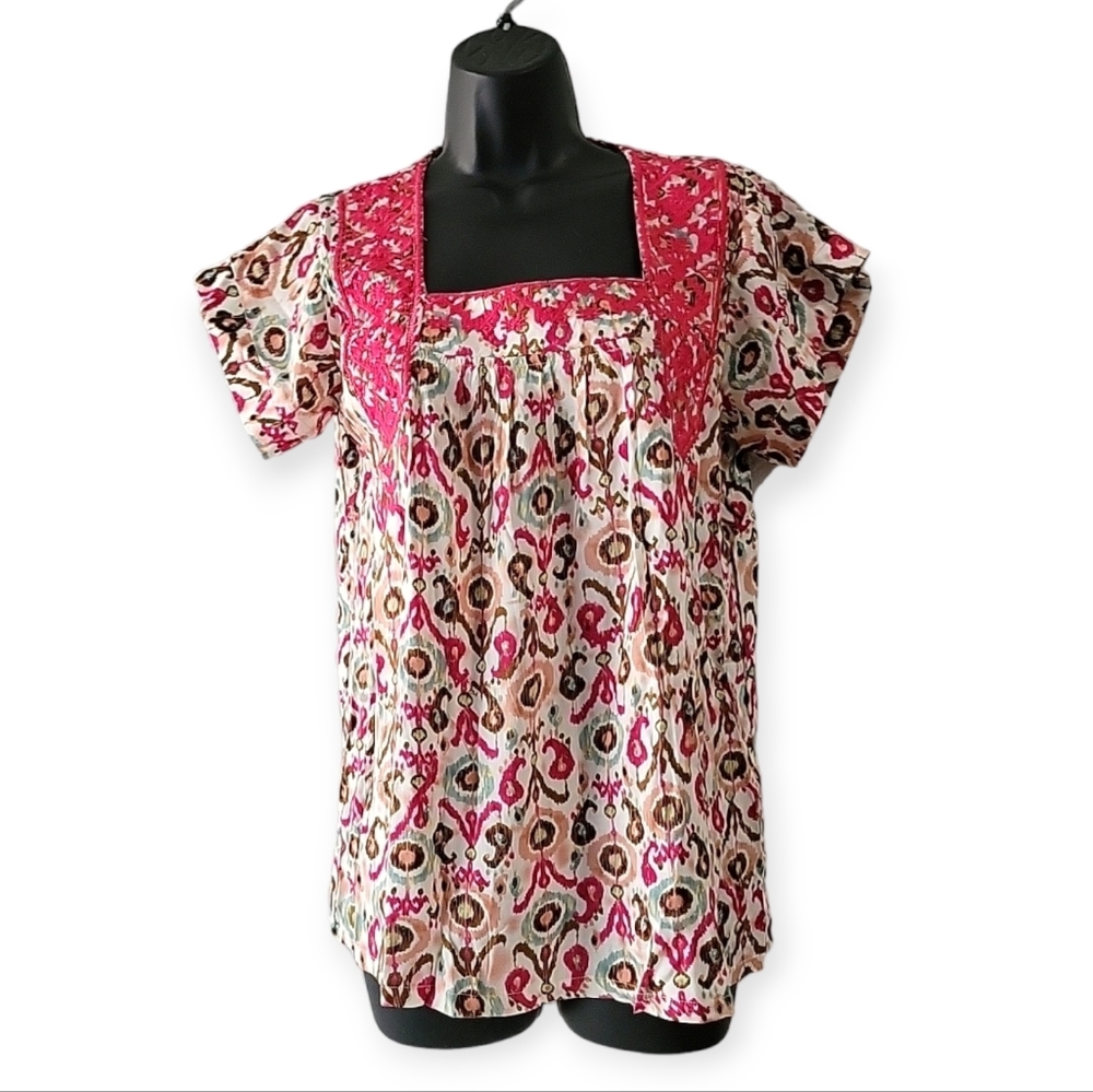 NWT Socialite  Women's 100% Rayon Embroidery  Short Sleeve Top